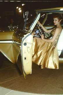 1950S NYC PHOTOGRAPHIC SHOW WITH MODEL IN CAR